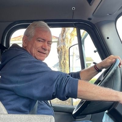 ROBERT Vet Assistant & Driver ROBERT Vet Assistant & Driver